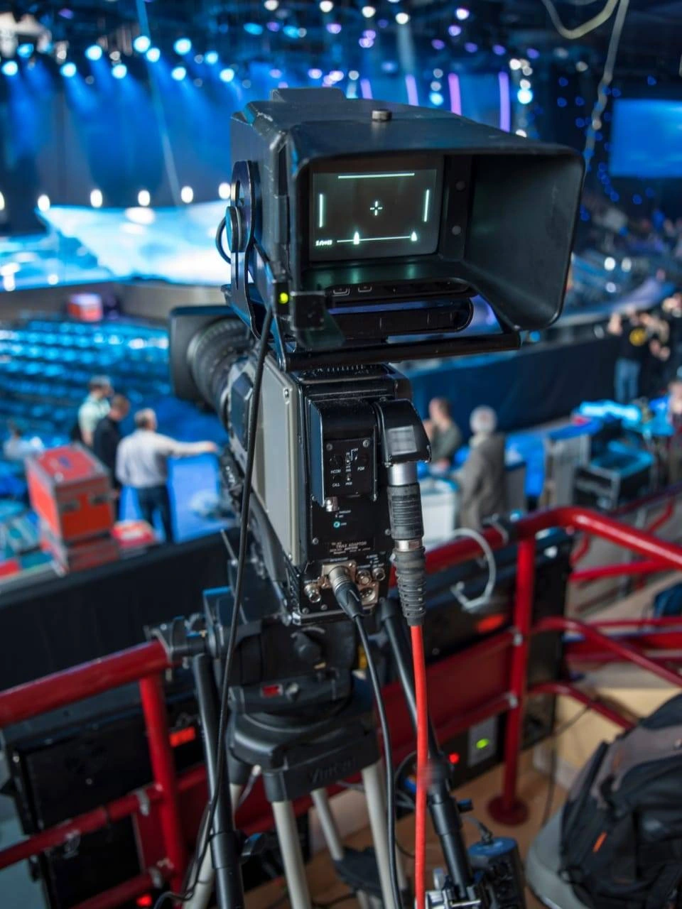 البث المباشر والإنتاج الإعلامي